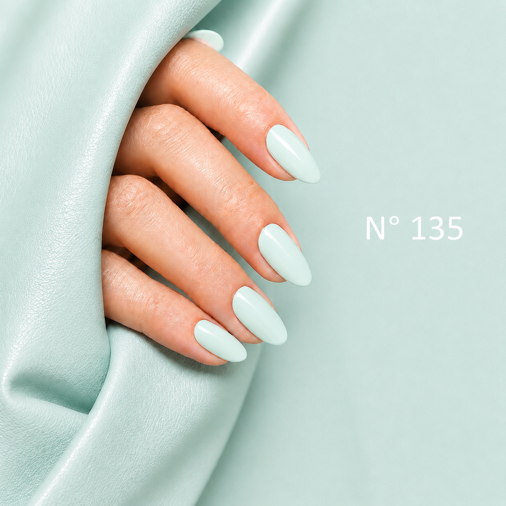UV NAGELLACK - N° 135 - MINT ICE